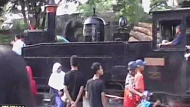 Yuk! Keliling Kota Solo Dengan Kereta Uap Kuno