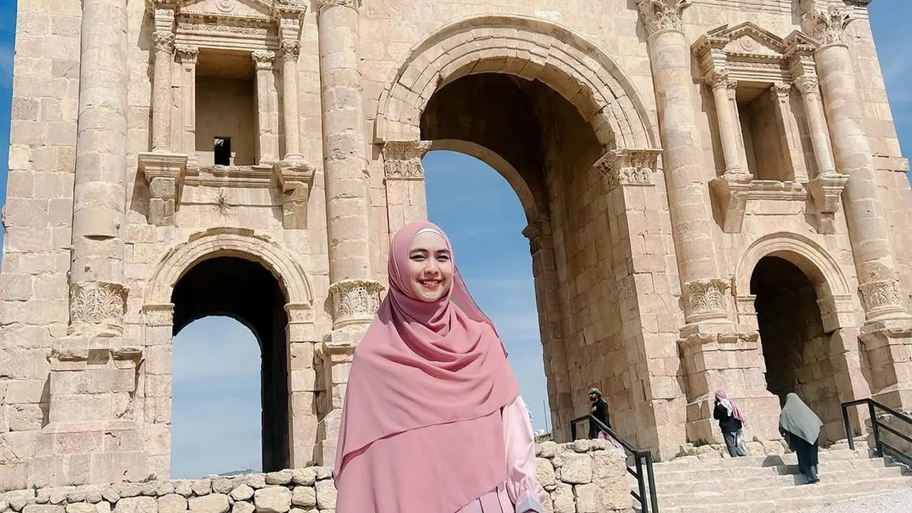 Oki Setiana Dewi di Yordania.