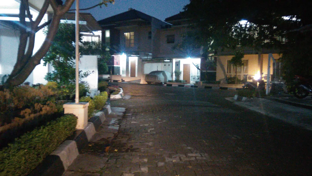 Suasana Kompleks DPR RI di kawasan Kalibata Jakarta Selatan yang nampak sepi (Liputan6.com/Nafiysul Qodar)