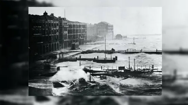 Kapal-kapal kandas di Pelabuhan Hong Kong 18 September 1906