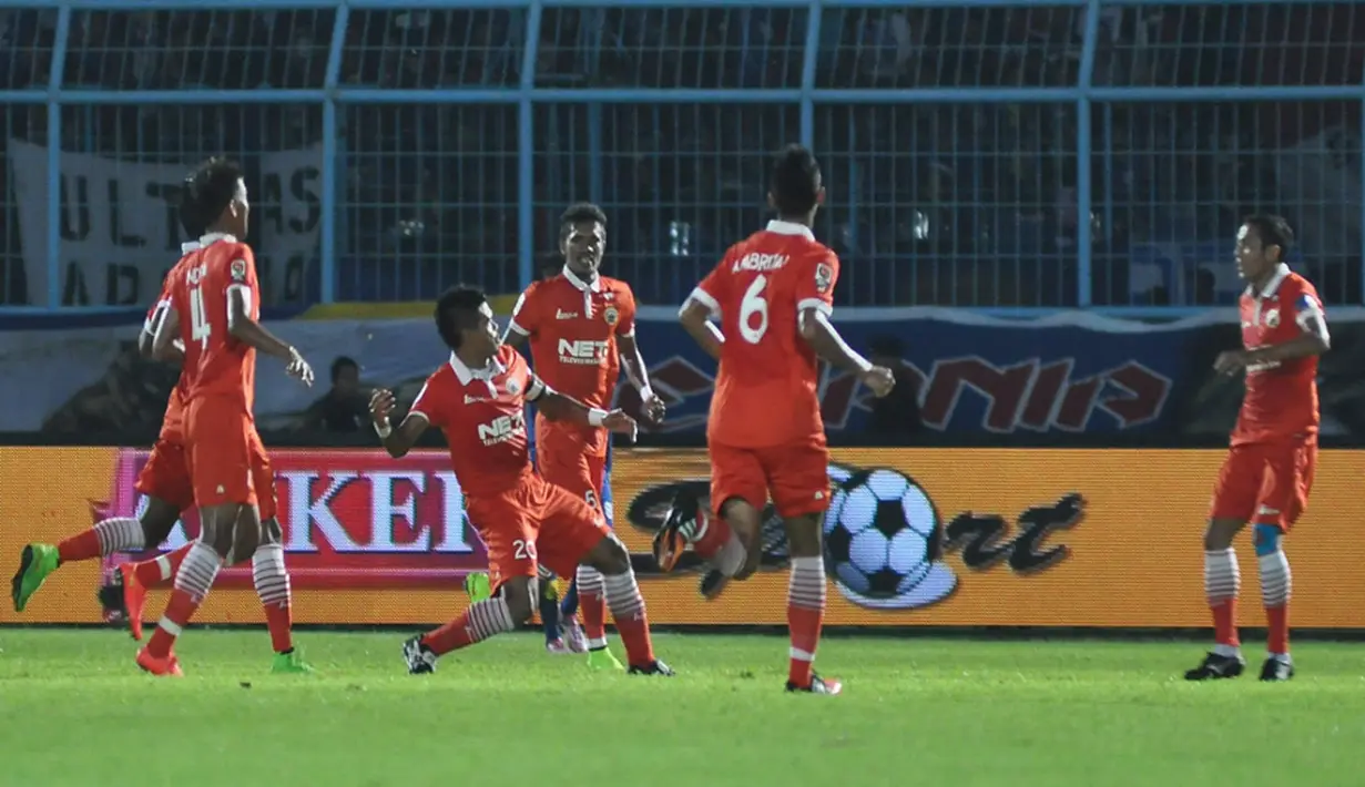 Kapten Persija Bambang Pamungkas melakukan selebrasi usai menjebol gawang Arema. (Liga Indonesia)