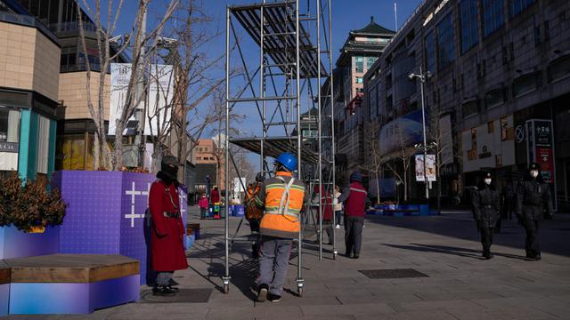 China Laporkan Penurunan Kasus Harian COVID-19
