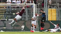Pelatih Torino Tetap Bela Joe Hart yang Bikin Blunder