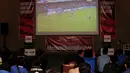 Melalui Roaring Nights ini, Vidio ingin memberikan apresiasi terhadap teman-teman komunitas yang menyaksikan pertandingan Premier League melalui platform legal. Vidio yang yang berkolaborasi dengan komunitas, Bola.com, dan Bola.net juga memberikan edukasi bahaya nonton secara bajakan. (Bola.com/M Iqbal Ichsan)