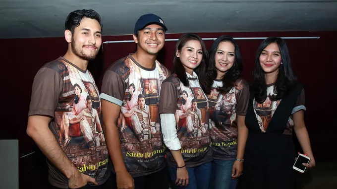 [Bintang] Premiere film Sabtu Bersama Bapak