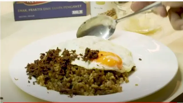 Resep Nasi Goreng Rendang Donna Agnesia dan Darius Sinathrya, Hanya 15 Menit Membuatnya