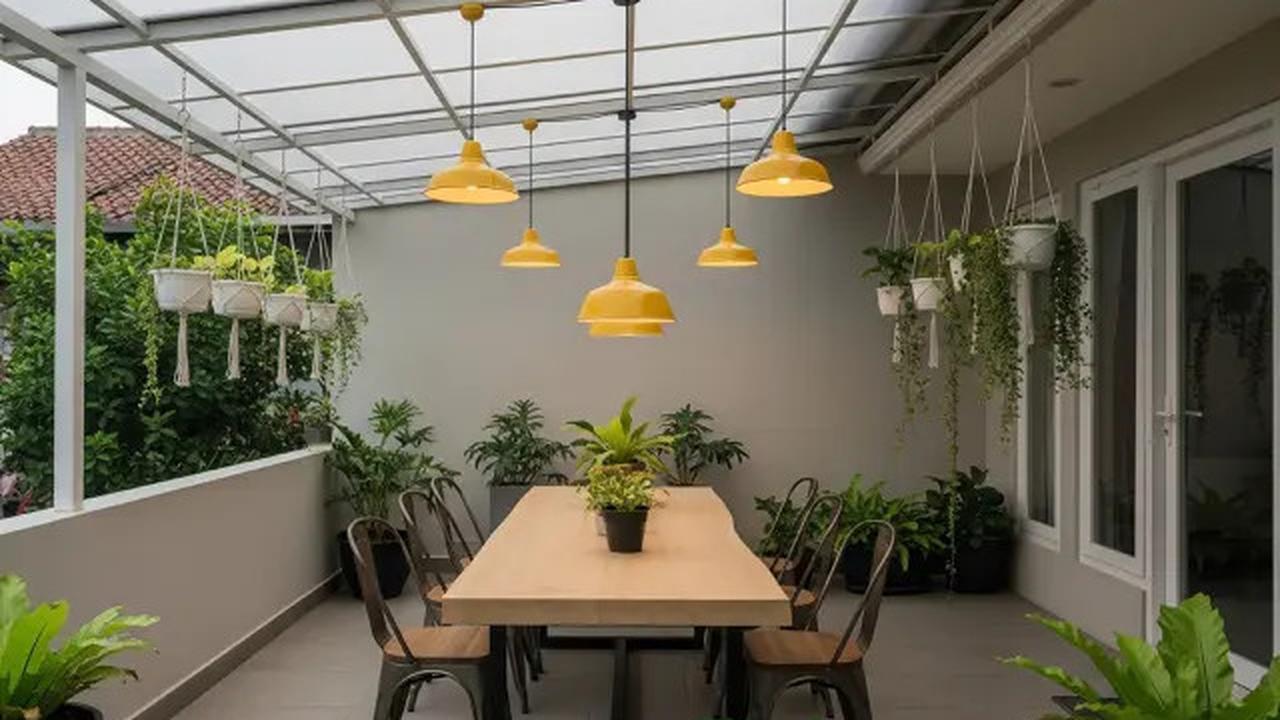 8 Inspirasi Desain Teras Rumah Minimalis Ukuran 3x5 dengan Kanopi, Estetik dan Fungsional