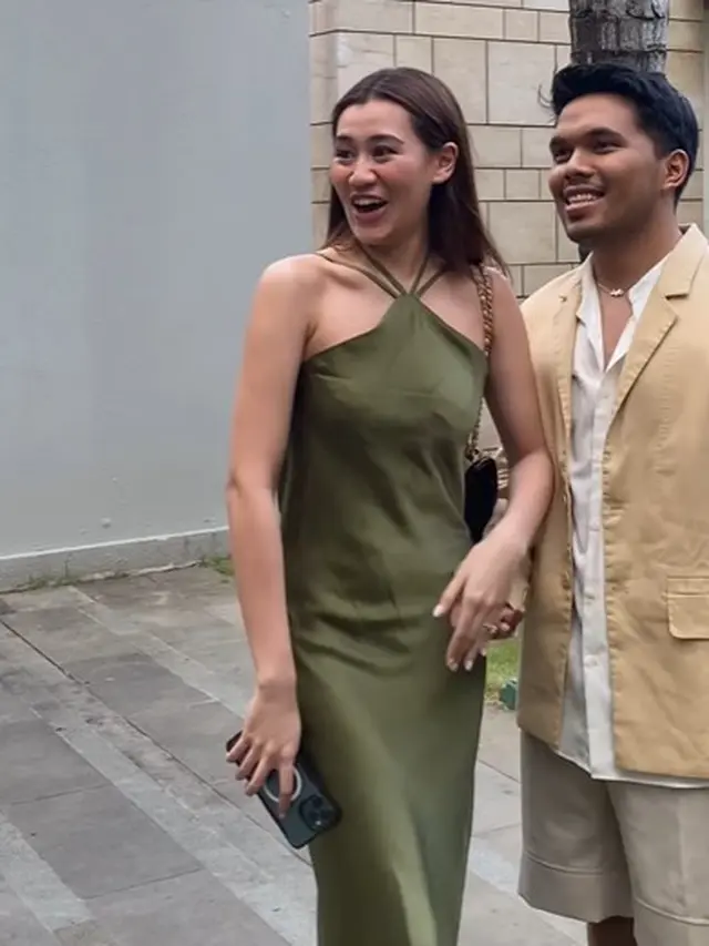 Aaliyah Massaid dan Thariq Halilintar (Instagram/thebridestory)