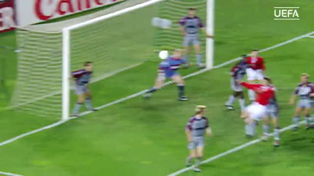 UEFA TV memilih 10 gol terbaik Manchester United selama bertanding di Liga Champions.