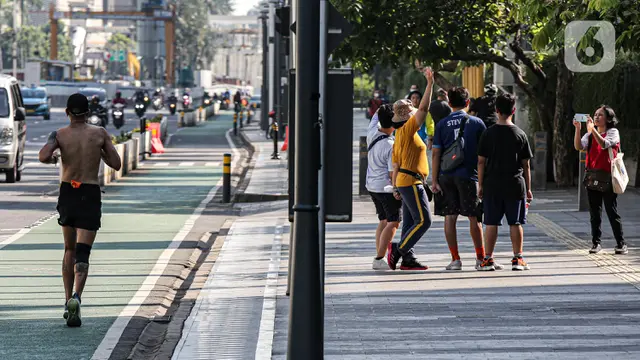 FOTO: Idul Adha, Car Free Day Ditiadakan