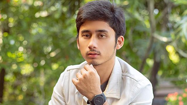 FOTO: Pesona Sepupu Raffi Ahmad, Alshad Ahmad yang Bikin Terkesima