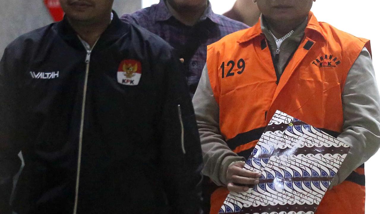 FOTO: KPK Resmi Menahan Yaqut Cholil Qoumas dalam Kasus Dugaan Korupsi Haji