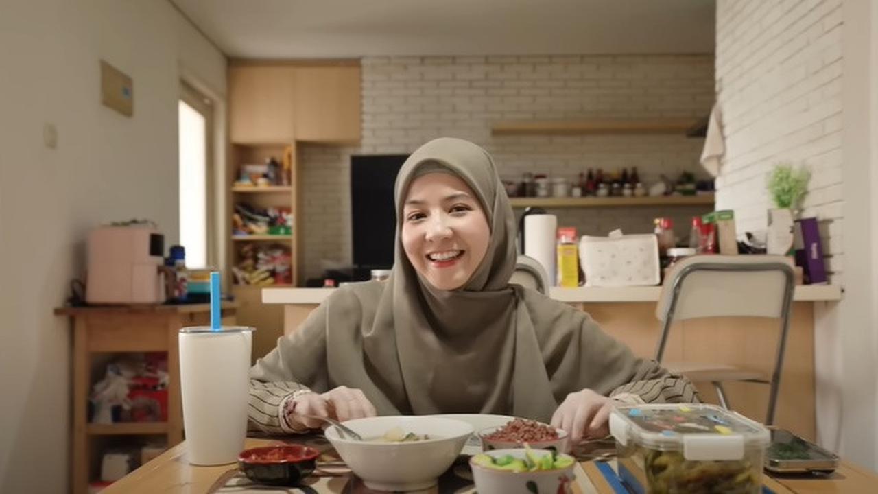 9 Potret Apartemen Natasha Rizky yang Jarang Tersorot, Tampak Minimalis tapi Estetik