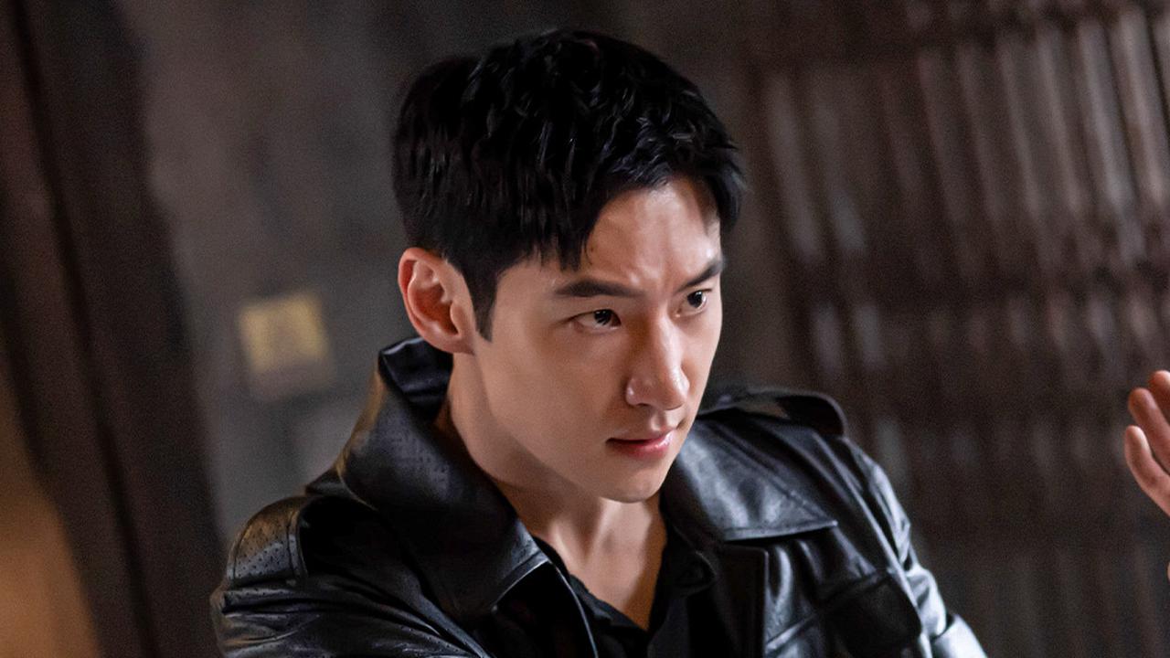 Lee Je Hoon dalam Taxi Driver 2. (SBS via Soompi)