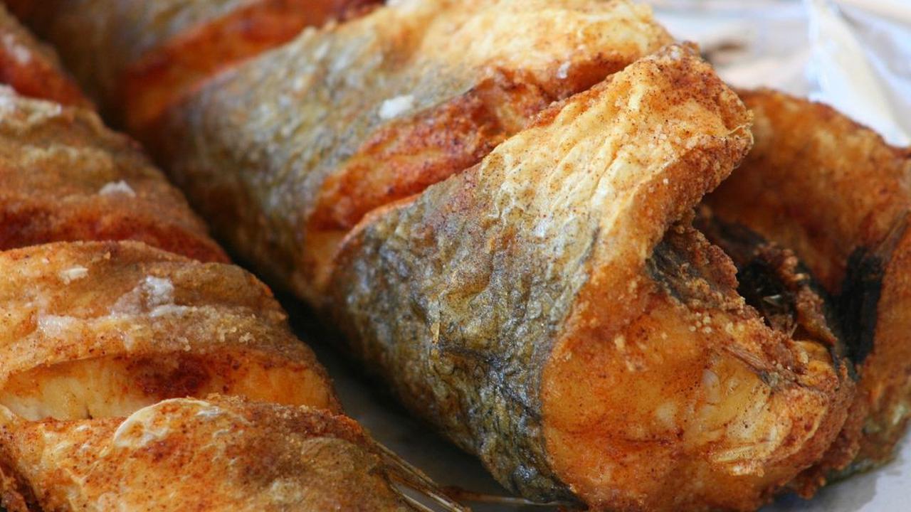Rahasia Menggoreng Ikan dengan Daun Pisang agar Hasilnya Sempurna