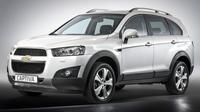 Chevrolet Captiva facelift. SUV ini sempat populer sebagai alternatif dari Toyota Fortuner atau Honda CR-V. General Motors Indonesia menyuntik mati Captiva pada tahun 2018. (netcarshow.com)