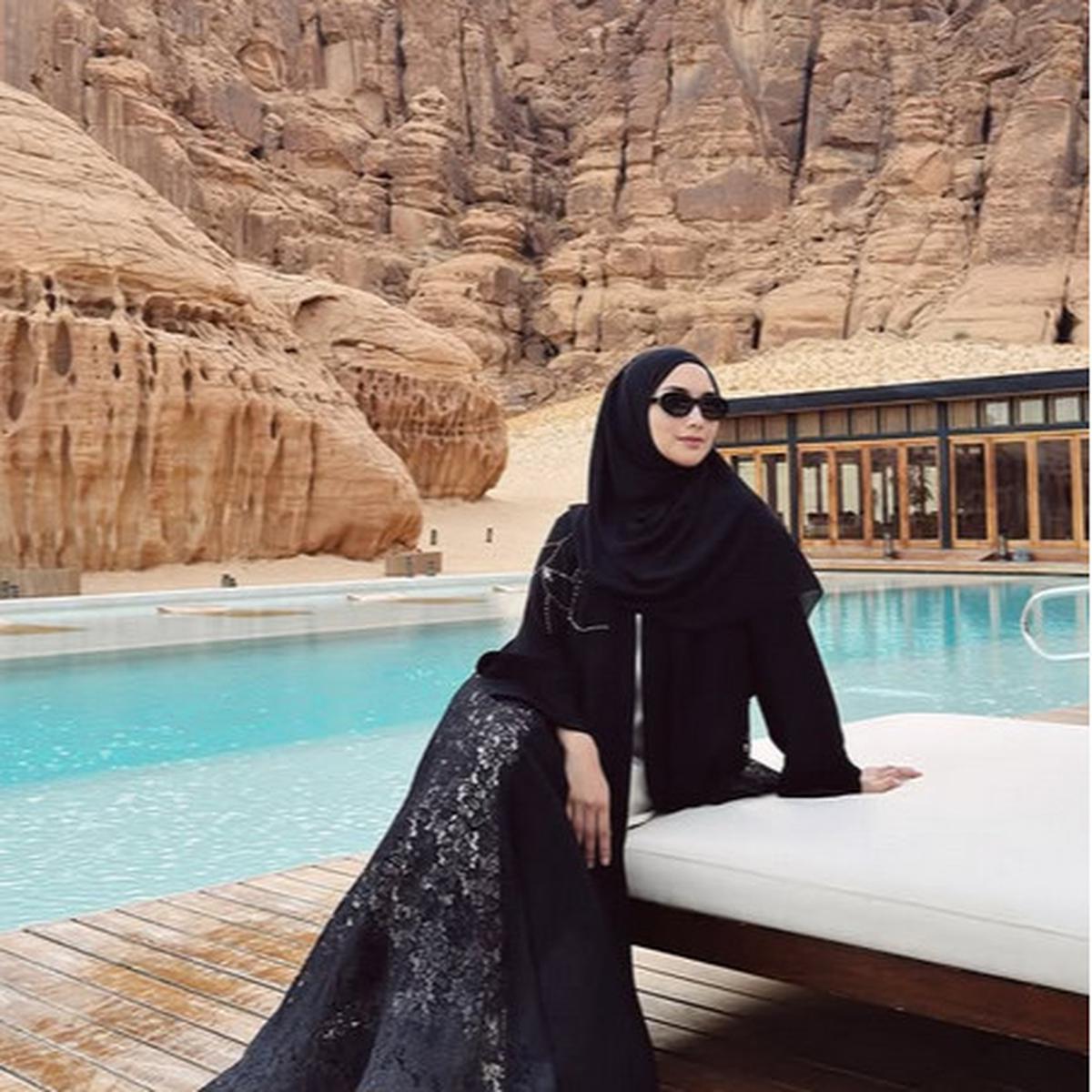 Secantik Bidadari, Potret Citra Kirana Kunjungi Al Ula - Keindahan Pemandangan Disebut Bak di Negeri Dongeng