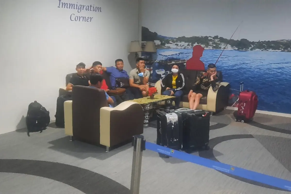WNA Ditolak Masuk Indonesia