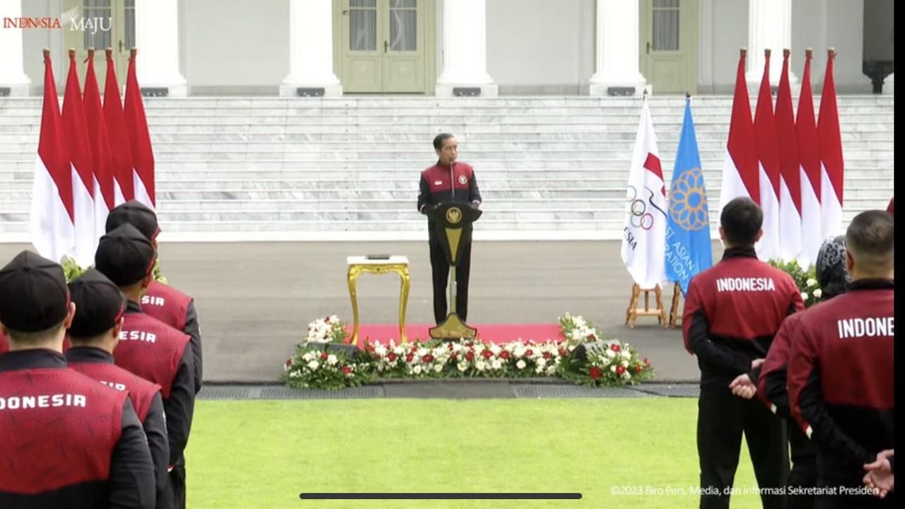 Presiden Joko Widodo atau Jokowi melepas kontingen Indonesia untuk ajang SEA Games ke-32 di Kamboja, Selasa (2/5/2023).