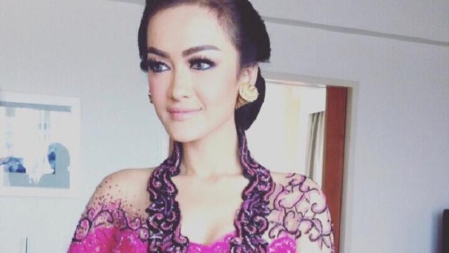 Curahan Hati Anne Avantie untuk Julia Perez yang Bikin Haru