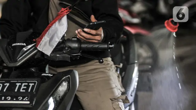 Pemeriksaan Kesehatan Rutin Pengojek Daring di Masa Pandemi