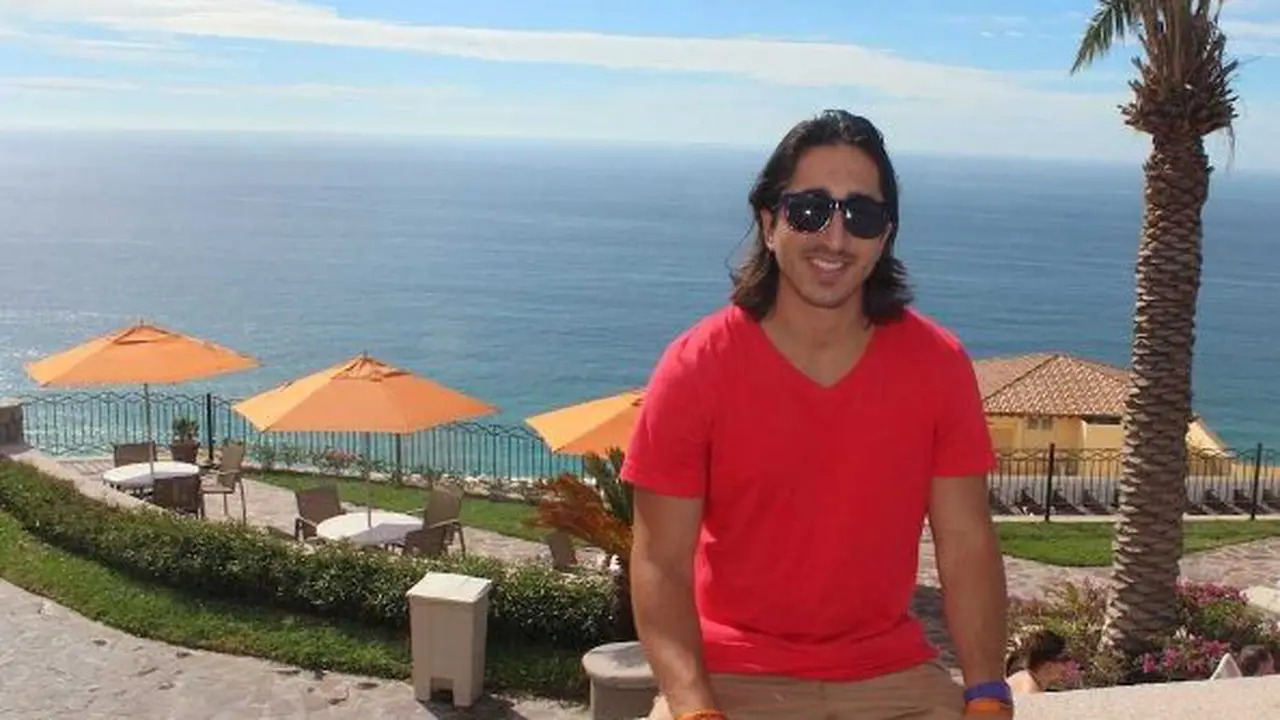 Navid Moazzez