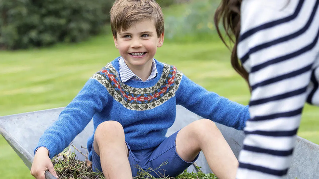 Pangeran Louis dan Kate Middleton. (Millie Pilkington/The Prince and Princess of Wales via AP)