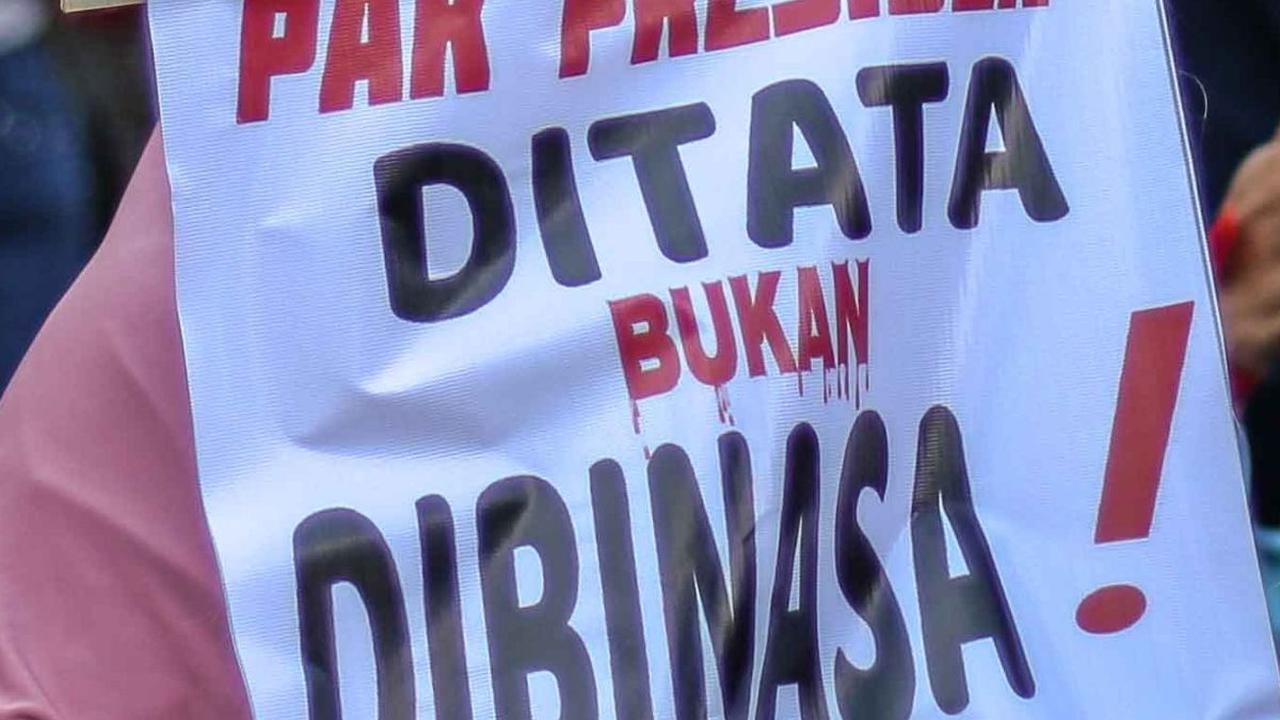 FOTO: Aksi Solidaritas Pekerja Migran Indonesia Padati Kawasan Patung Kuda Tuntut Perlindungan