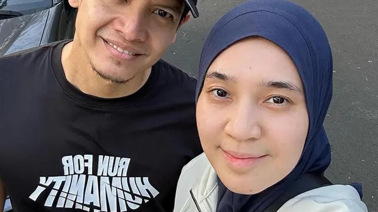 7 Potret Harmonis Dimas Seto dan Dhini Aminarti 15 Tahun Menikah, Punya 46 Anak Asuh