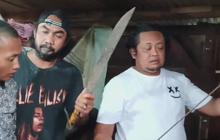 Viral Pria Palak Sopir Truk Mogok Pakai Samurai dan Parang di Semarang