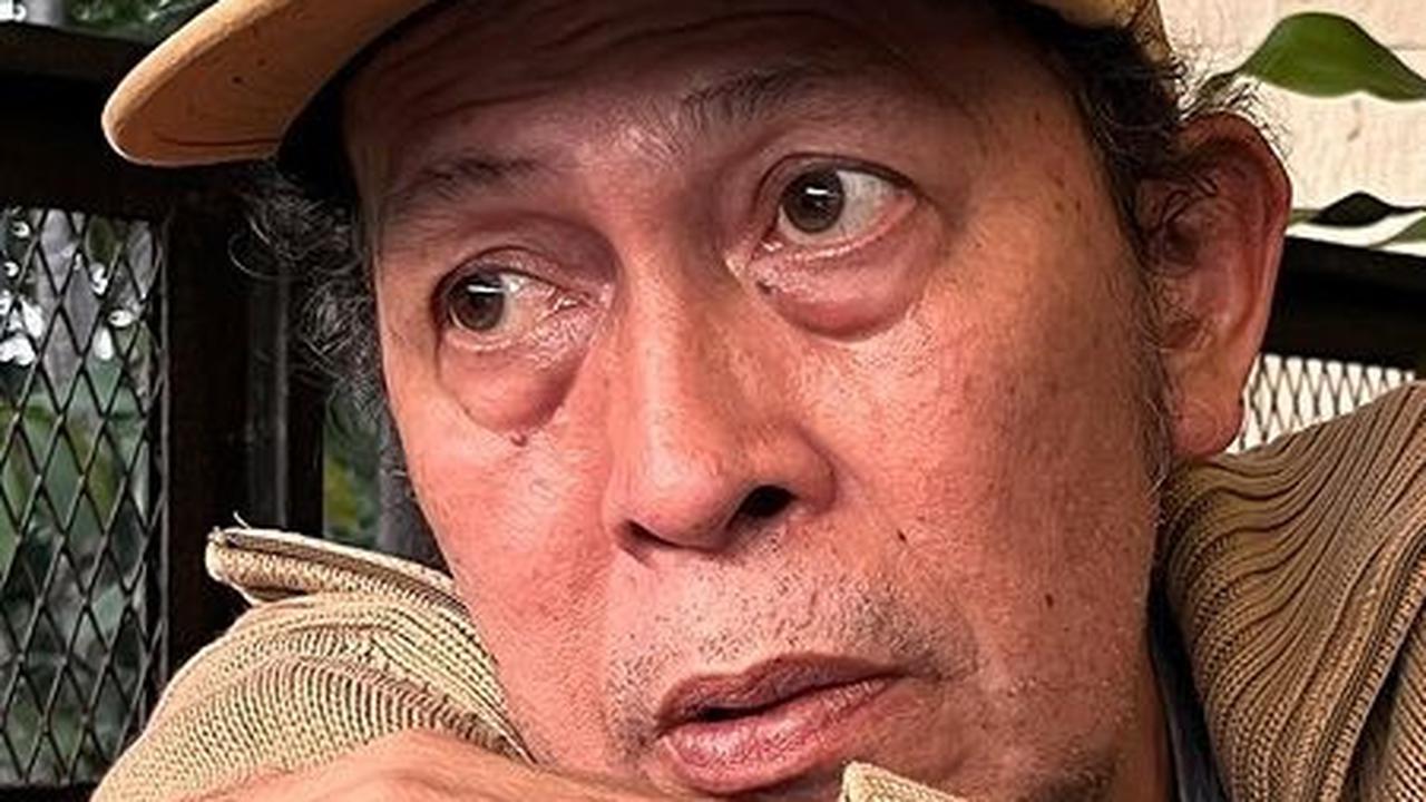 Yayu Unru memulai kariernya sejak tahun 1985. Pada saat itu dirinya terlibat dalam sebuah proyek film berjudul <i>Demam Tari</i>.<br>