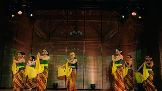 Momen Jurnalis Turun ke Panggung Wayang Orang Lewat Lakon Petruk Mantu