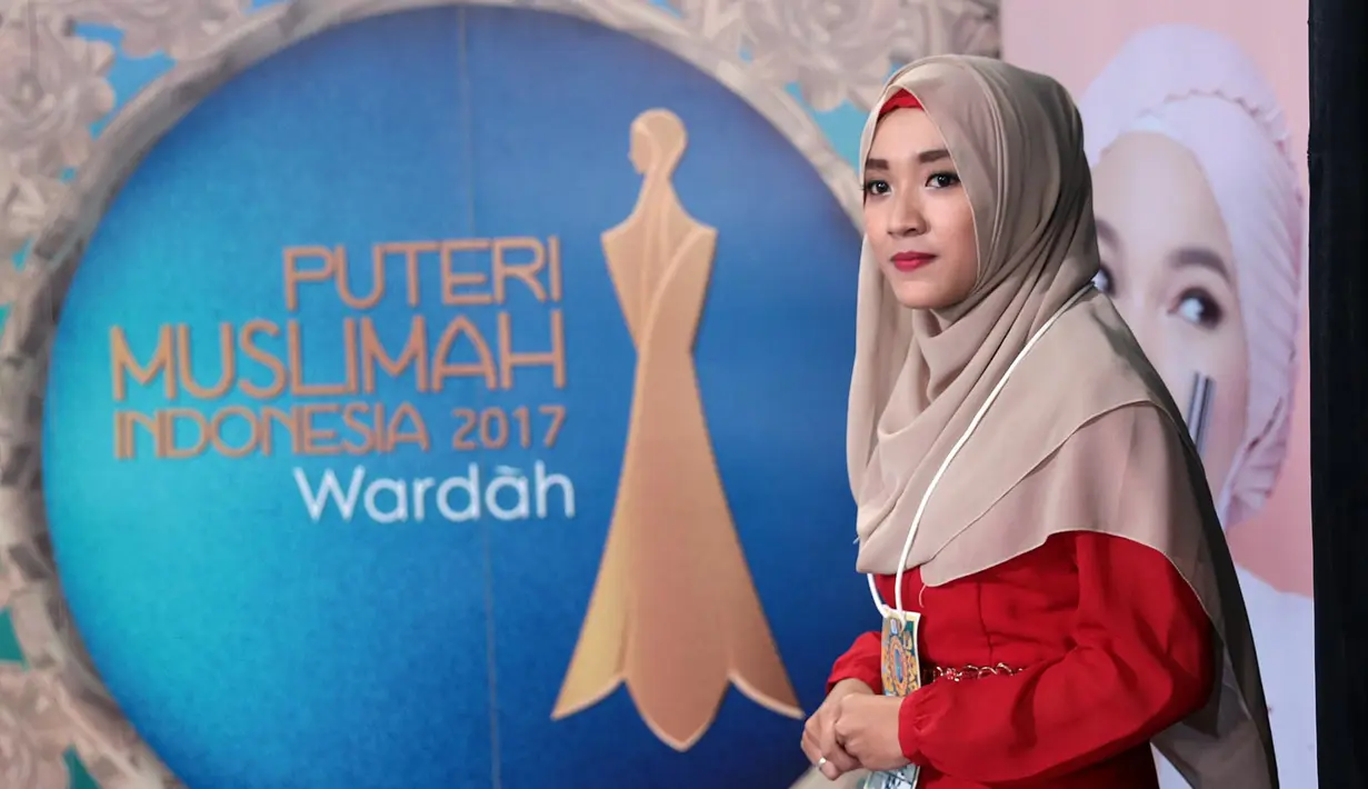 Audisi Puteri Muslimah Indonesia 2017 kembali digelar. Kota Bandung menjadi giliran selanjutnya setelah Surabaya dan Yogyakarta. Minggu, 9 April 2017, para mojang Bandung memadati lokasi audisi. (Deki Prayoga/Bintang.com)