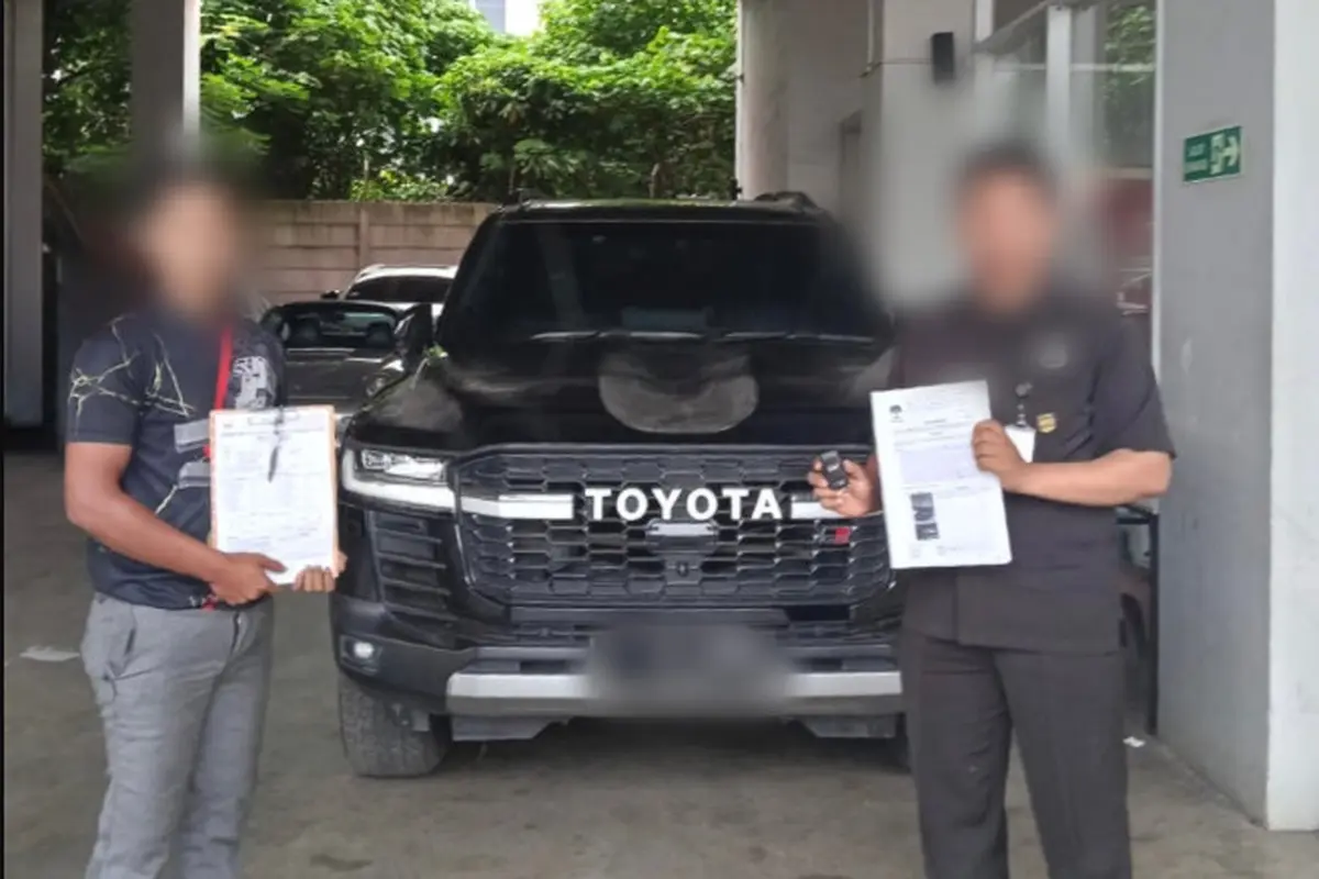 Toyota Land Cruiser Barang Bukti Kasus Bupati Kuansing