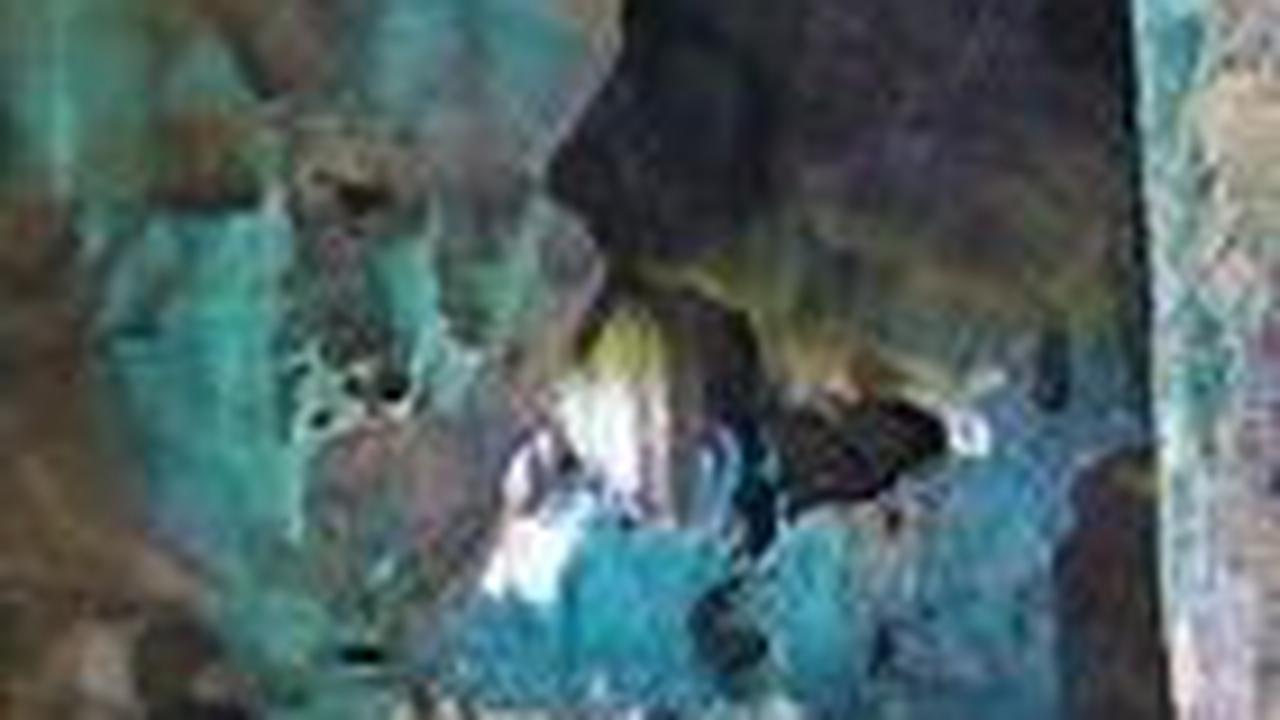 <b>5. Ngalau Sampik</b><br>