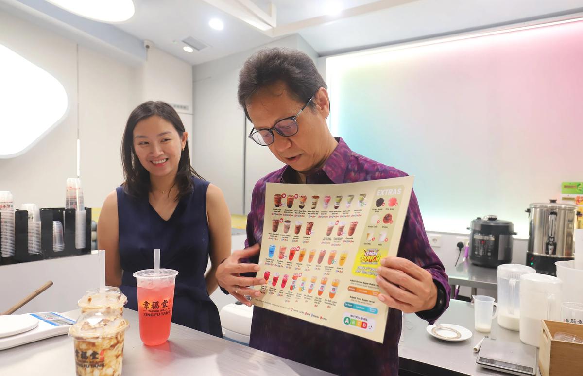 FOTO: Menkes Kenalkan Label “Nutri-Level”, Panduan Baru Memilih Minuman Lebih Sehat
