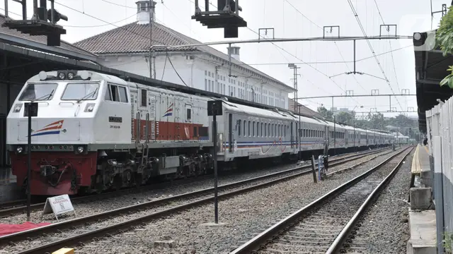 KAI Batalkan 28 Perjalanan Kereta Jarak Jauh