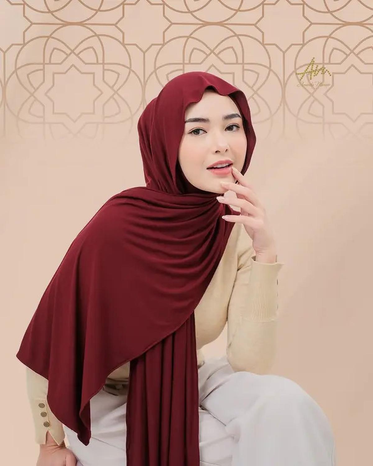 8 Model Hijab Kekinian yang Lagi Hits di 2025, Pilihan Wanita Muslimah untuk Tampil Modis Setiap Hari