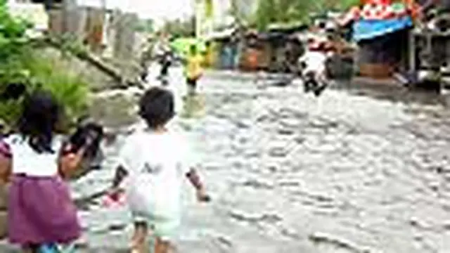 Banjir Rob Rendam Jakarta Utara