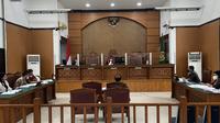 Sidang praperadilan penetapan tersangka terhadap Bupati Mimika, Eltinus Omaleng kembali digelar di Pengadilan Negeri Jakarta Selatan, Rabu (24/8) (istimewa)