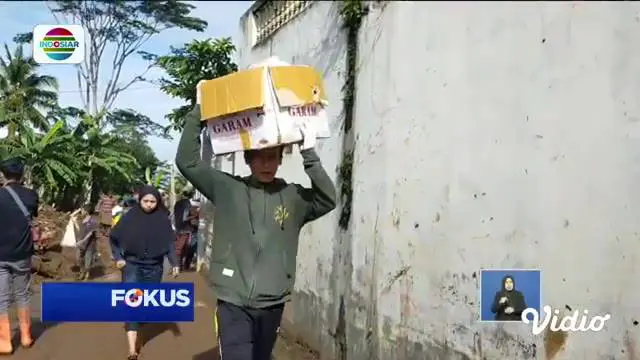Fokus : Sungai Meluap, Jembatan Ambruk