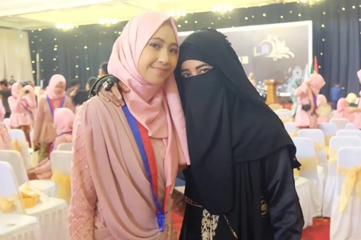 7 Potret Kebersamaan Adiba Khanza dan Sang Ibunda Umi Pipik, Selalu Kompak
