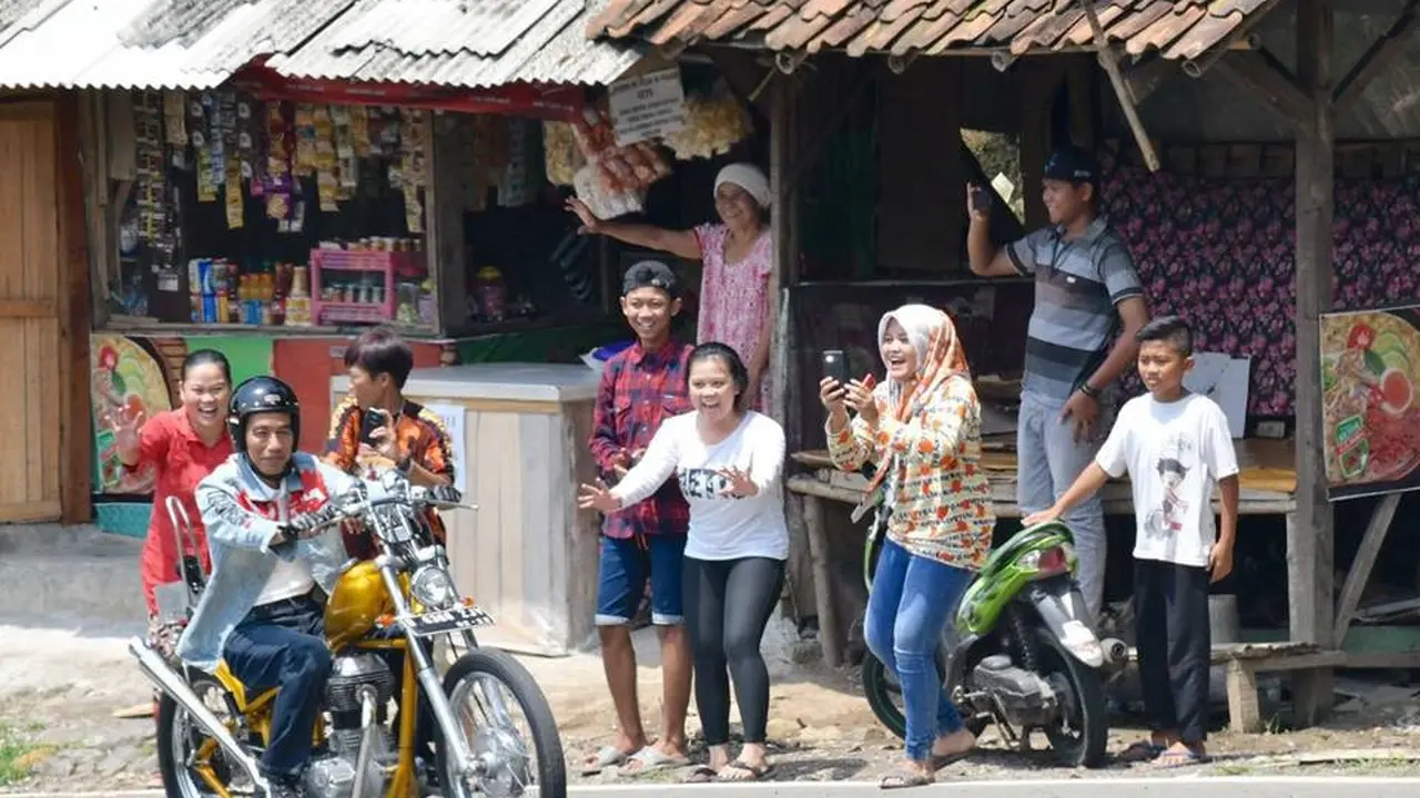 Meriahnya touring Jokowi