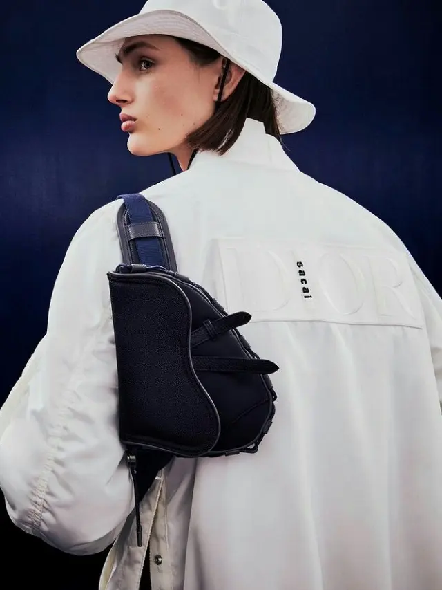 Dior x Sacai, Luncurkan Koleksi Terbaru Bertema Monokrom