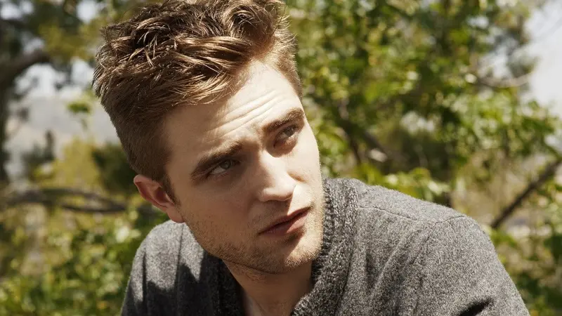 Robert Pattinson