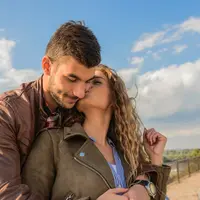 Tiga zodiak ini bisa membina hubungan LDR yang awet. (Sumber foto: unsplash.com)