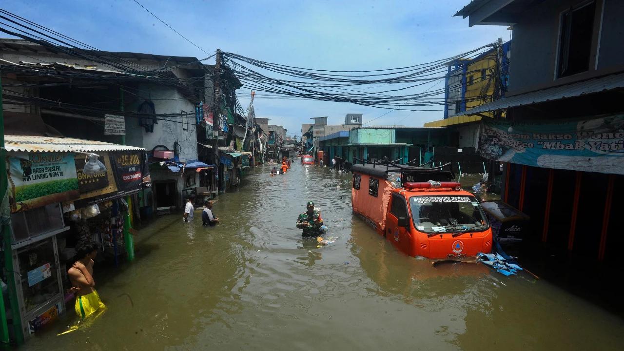 Ancaman Rob, BPBD DKI Minta Warga Pesisir Utara Jakarta Waspada