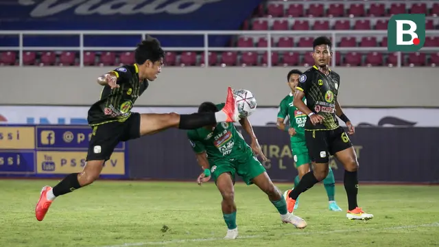 Foto: Irfan Jaya Cetak Brace Buat Kemenangan PSS Sleman, Dejan Antonic Happy