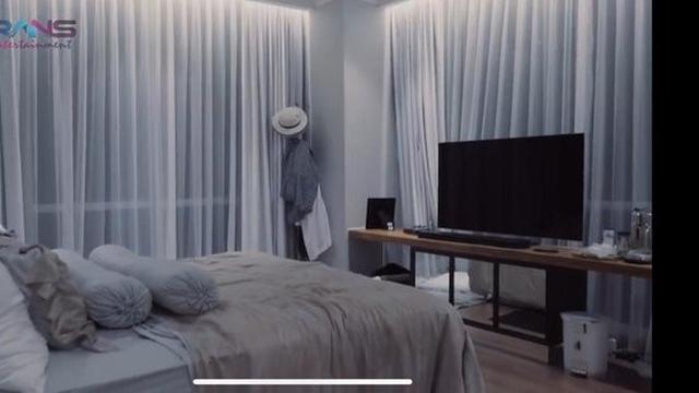 Rumah Zaskia Sungkar - Irwansyah