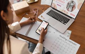 Jasa Desain Undangan Digital (Foto: Freepik)